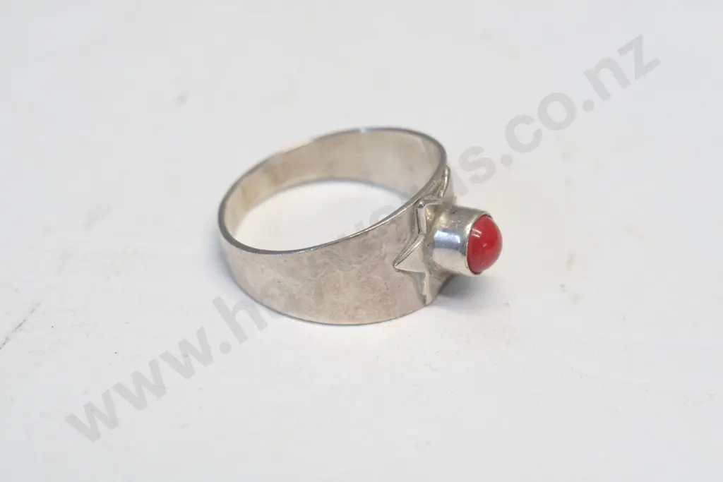 silver ring stamped 925 Image 1++