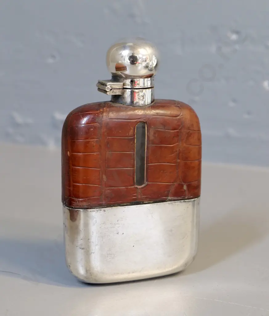 leather and silver plated hip flask Image 1++