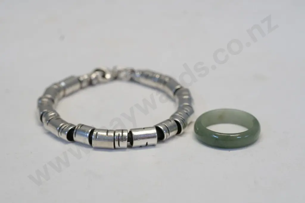 silver bangle stamped 925 & light greenstone ring Image 1++