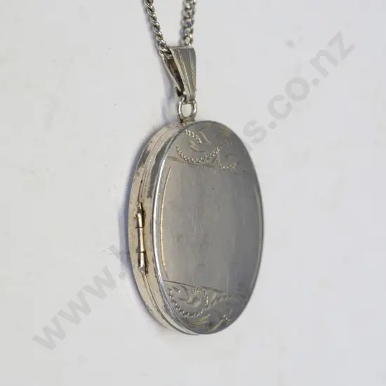 silver locket stamped 925