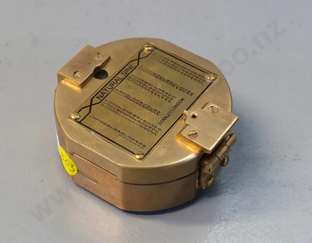 Stanley London brass folding compass with Natural Sine chart - diameter 75 Image 1++