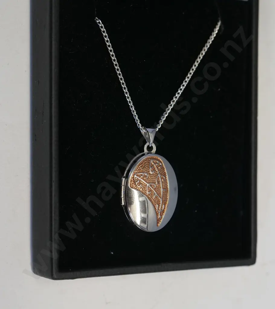 silver locket stamped 925 Image 1++