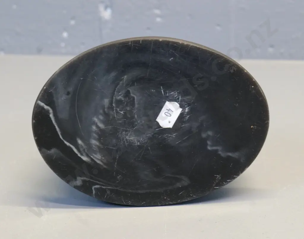 composite Buddha figure on faux marble base H150 Image 1++