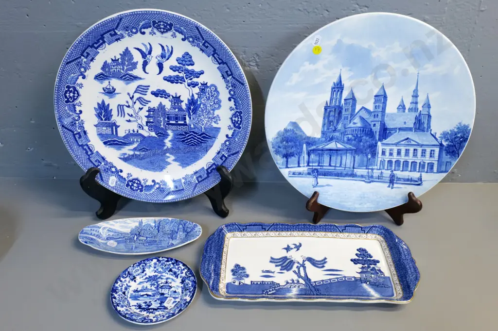 large Delft wall charger D335, English willow pattern charger, Booths Real Old Willow sandwich tray, 2 English dished Image 1++