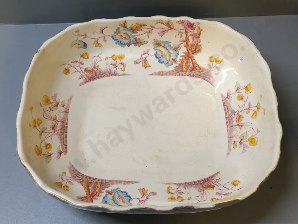 English china bedroom set, no maker's marks - large wash basin W400, jug & toothbrush holder - basin has crazing & wear Image 1++