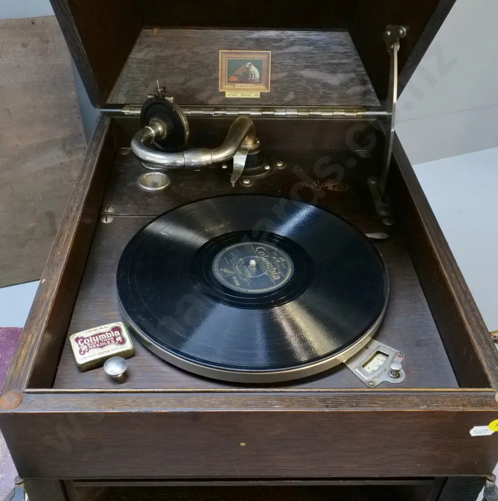 oak-cased HMV wind-up gramophone - going, but brake mechanism needs work, bottom panel has come off Image 1++
