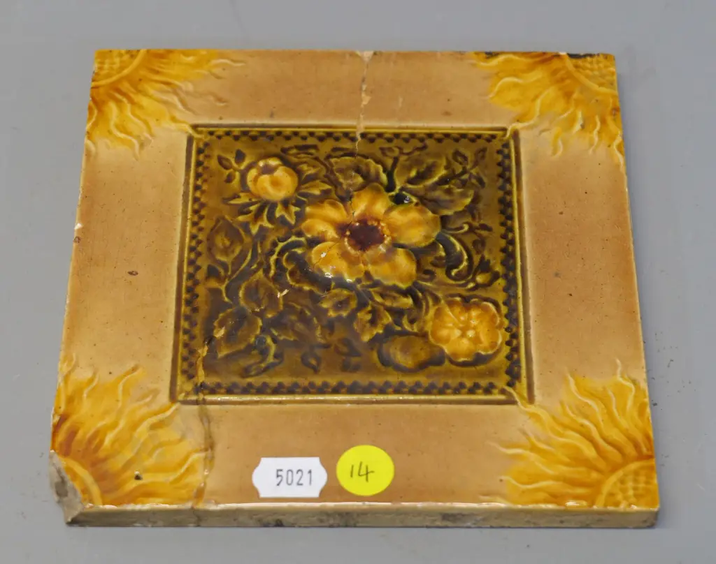 Milton potteries majolica tile - chips, has had major repair - back stamped. 150 x 150 Image 1++