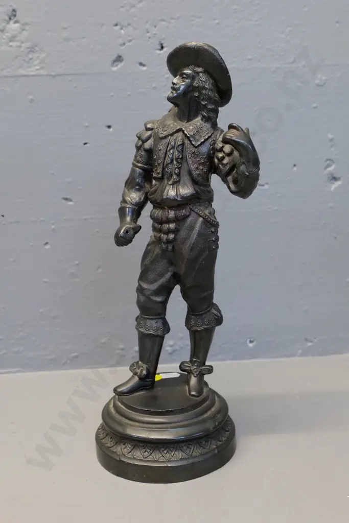 cast metal musketeer figure, missing sword, may have been repaired or modified H-320 Image 1++