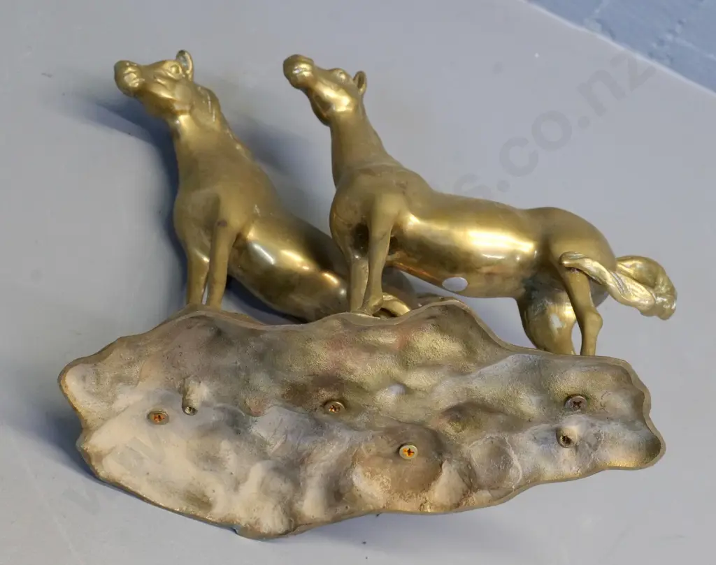 brass figure of 2 horses H-210 L-290 Image 1++