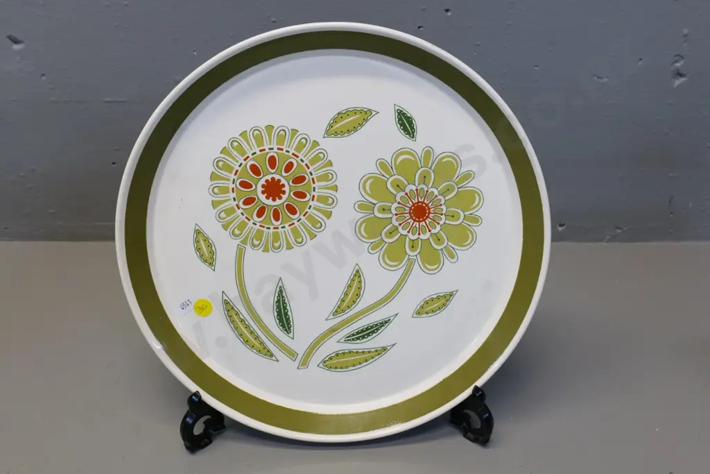 retro Crown Lynn Meri Meri plate - diameter 315 Image 1++