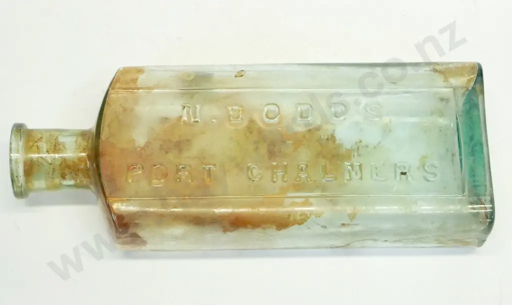 Chemist bottle, N. Dodds, Port Chalmers, condition good, needs a clean, H - 155 Image 1++