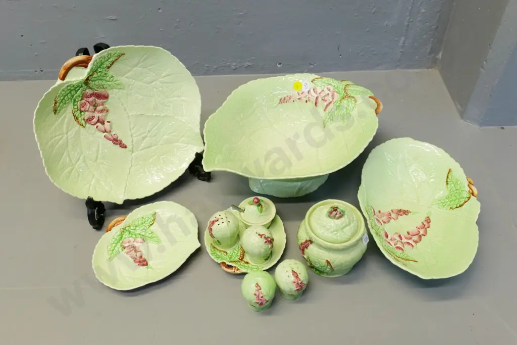 7 pieces Carlton Ware foxglove pattern china - 2 plates have small chips Image 1++