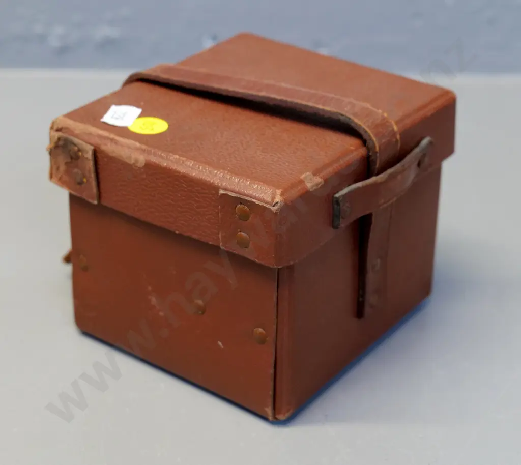 cased metal fishing reel - marked The Helical Casting Reel Co. Redditch Image 1++