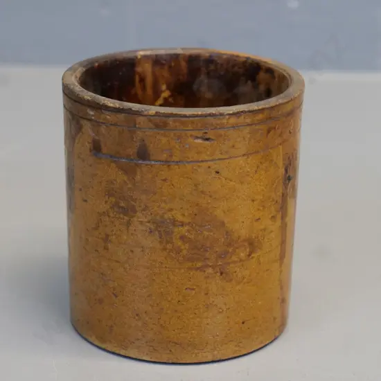 (Milton potteries?) or Luke Adams small cheese pot H-90 - staining