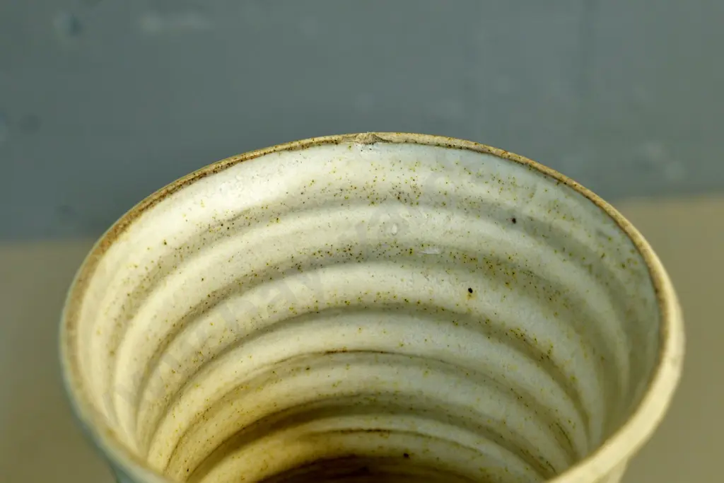 2 Broadstairs Pottery items - vase H-305 (chip inside rim) and stoppered bottle Image 1++