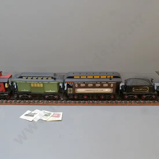 5-piece Jim Beam train decanter set & wood-based display track L-2240 Guard's van is sealed, some w/partial contents