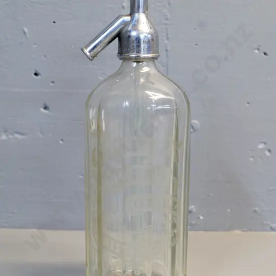 Quill Morris Ltd. Christchurch soda syphon
