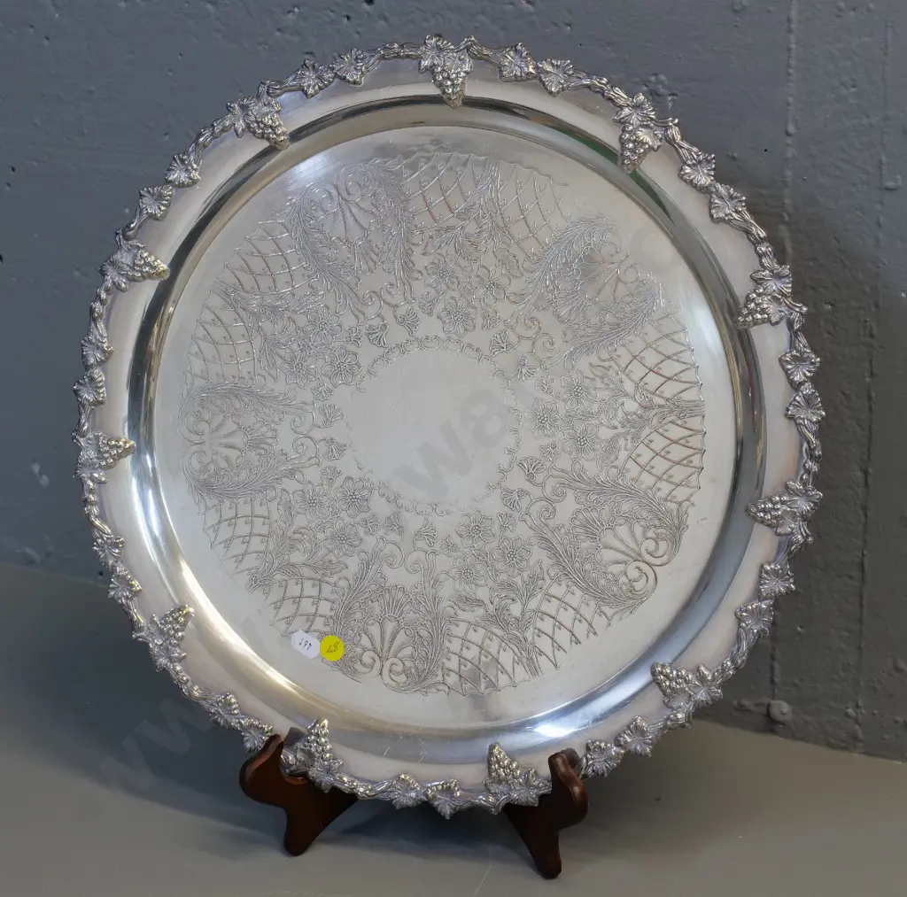 large grape-edged Sheffield plated tray D-420 Image 1++