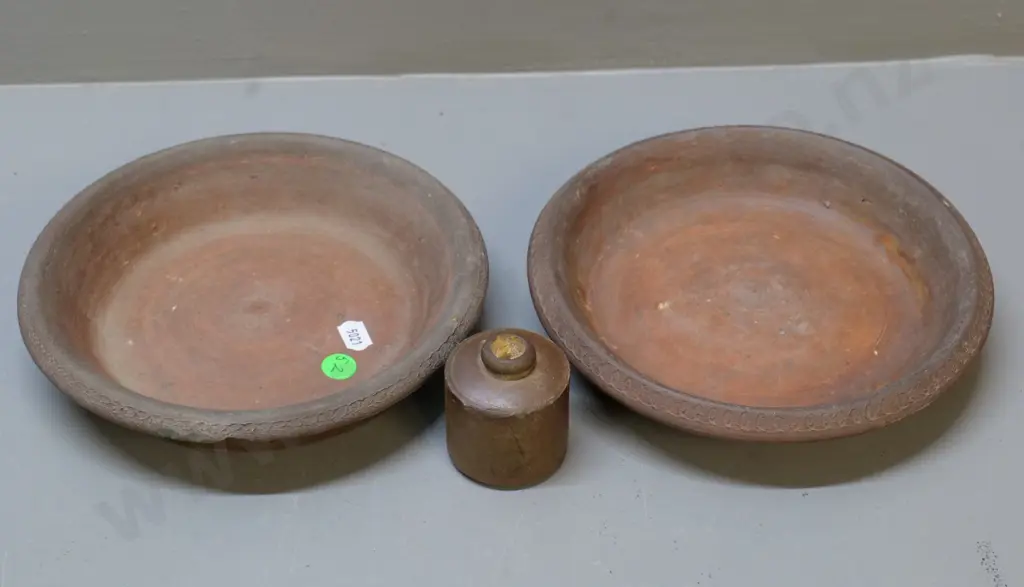 2 unglazed stoneware plant pot bases D-190 and a small ink bottle, no maker's marks Image 1++