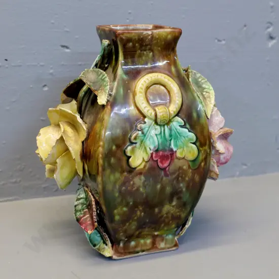 (Milton potteries?) majolica vase with ceramic hail and flowers - some chips to petals H-220