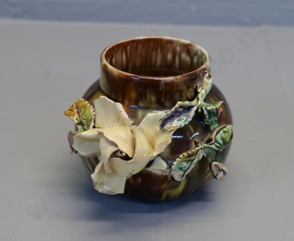 (Milton potteries?) majolica bud vase with applique flowers AF - damage to flowers H-100 Image 1++