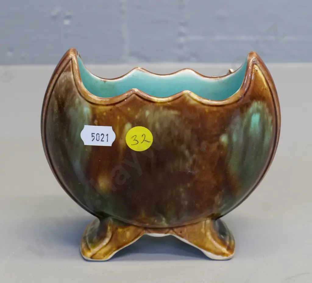 (Milton potteries?) small trough vase with ceramic hail & applique forget-me-nots - minor damage to flowers H-120 Image 1++