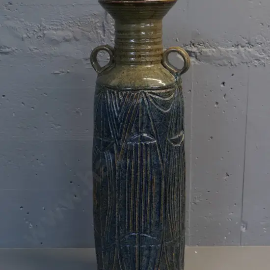 Lawson Fraser large studio pottery incised pattern double handled urn vase H-690 D-200 at widest
