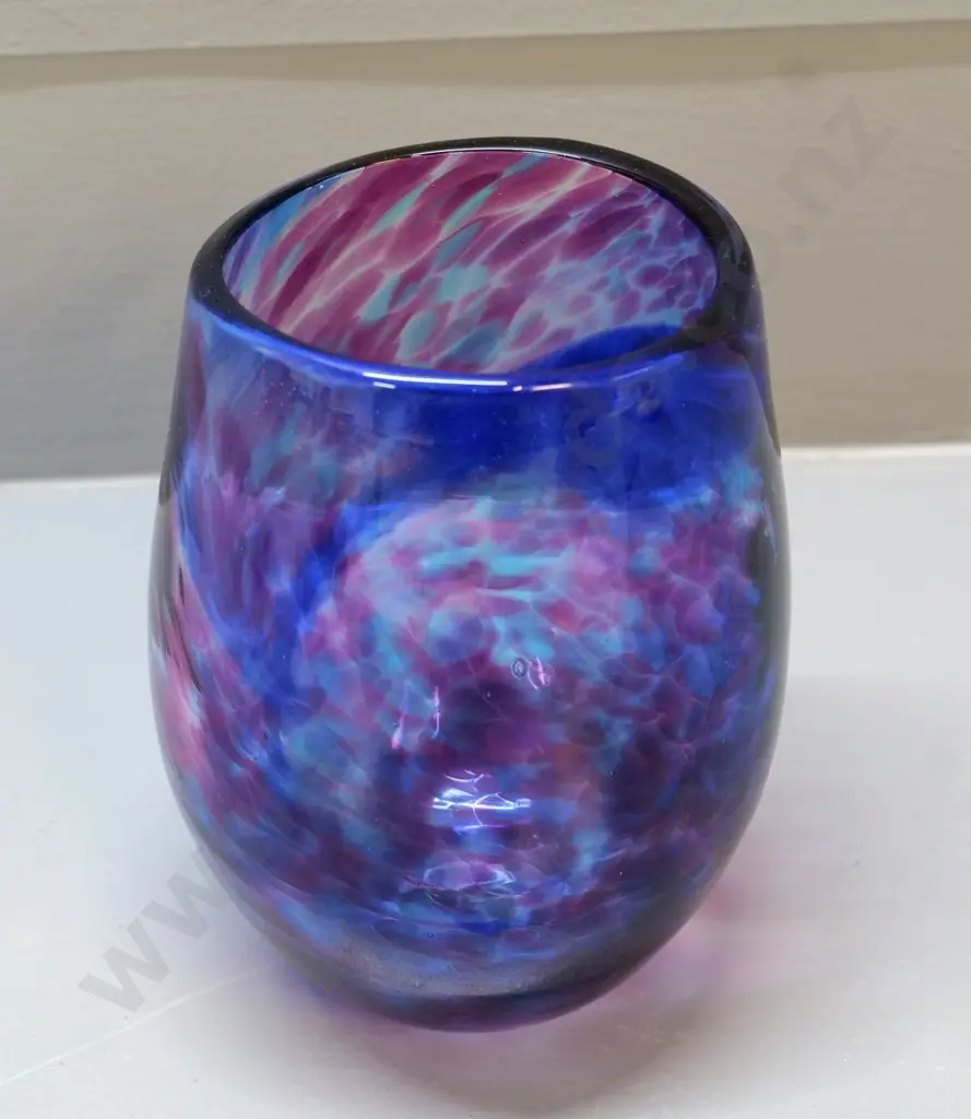 Venus Hot Glass NZ art glass vase H-150 Image 1++