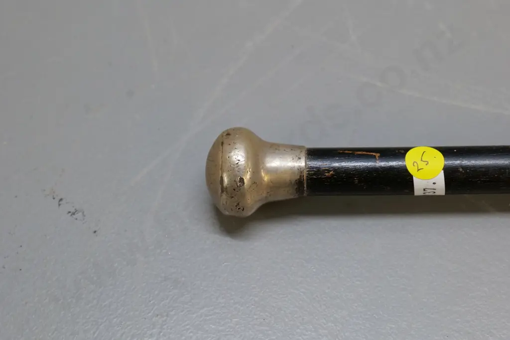 timber walking stick with sterling silver knob - worn engraved initials and hallmarks, some wear to black finish L910 Image 1++