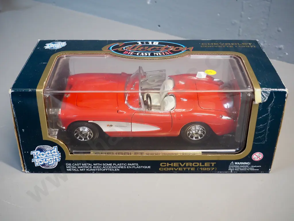 boxed Road Tough 1:18 scale die-cast 1957 Corvette Image 1++