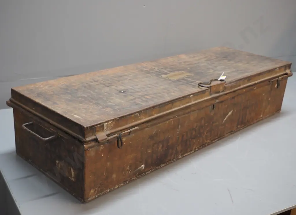 vintage metal trunk w/Robert Woodhouse Esq. engraved on brass plaque. metal handles, cloth ties inside H220 L1040 D350 Image 1++