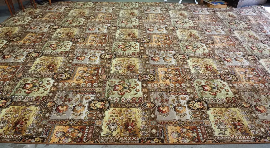 large Axminster floor mat L-5500 W-3660 Image 1++