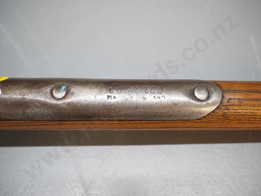 vintage oak-handled fork - marked Essanco England L-1040 Image 1++