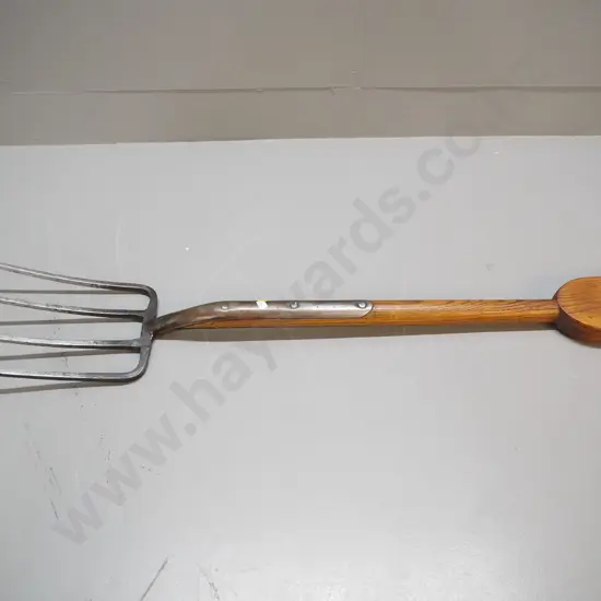 vintage oak-handled fork - marked Essanco England L-1040