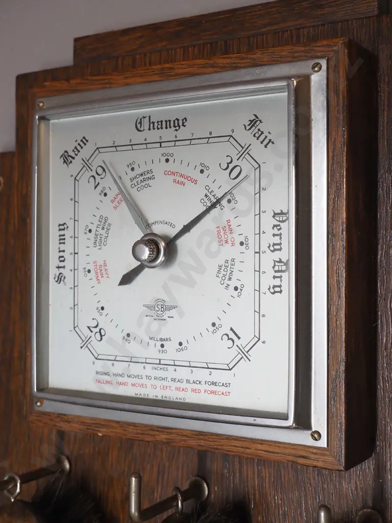 Smiths 'SB' oak cased wall barometer with hat and clothes brushes - Made in England H-420 W-250 Image 1++