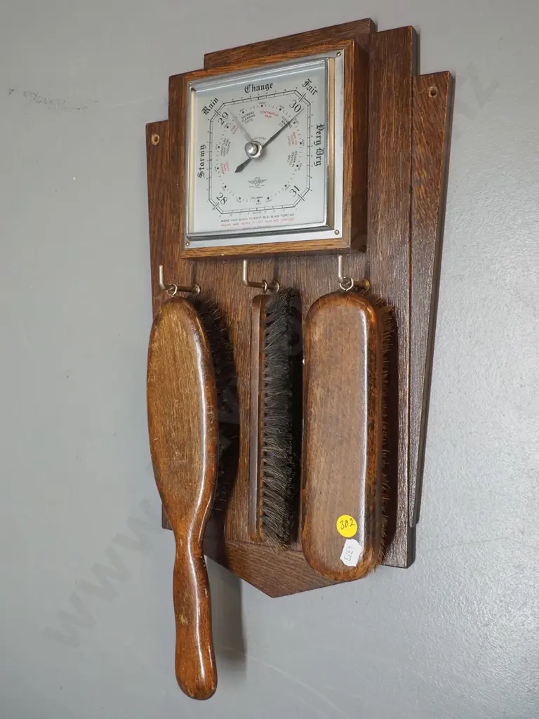 Smiths 'SB' oak cased wall barometer with hat and clothes brushes - Made in England H-420 W-250 Image 1++