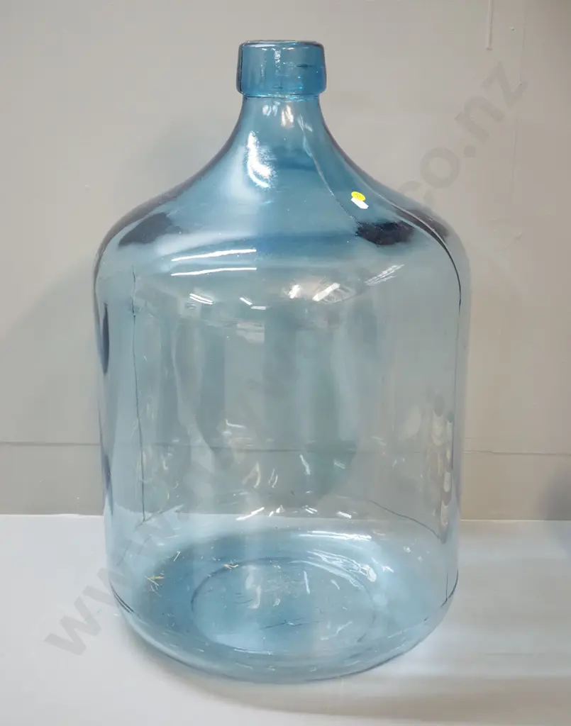 large light blue glass carboy H-630 Diameter 400 Image 1++