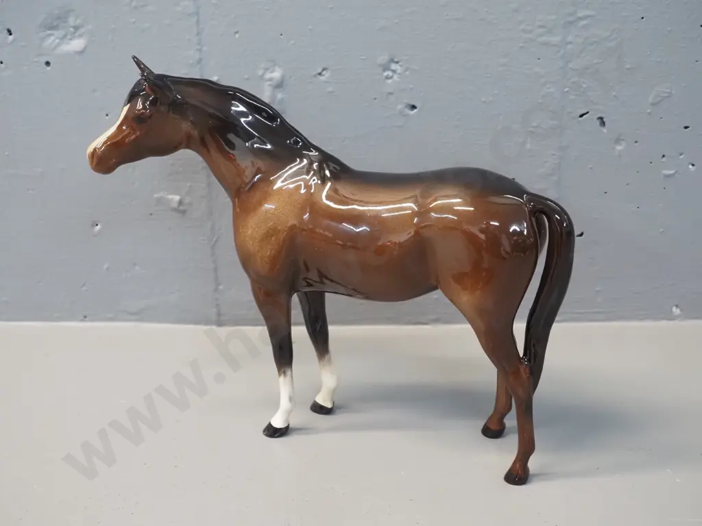 Beswick horse figurine H-190 L-230 Image 1++