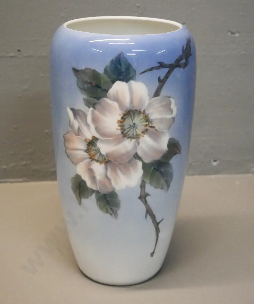 Royal Copenhagen apple blossom vase - number on base 2630 1049. H-230 D-130 Image 1++