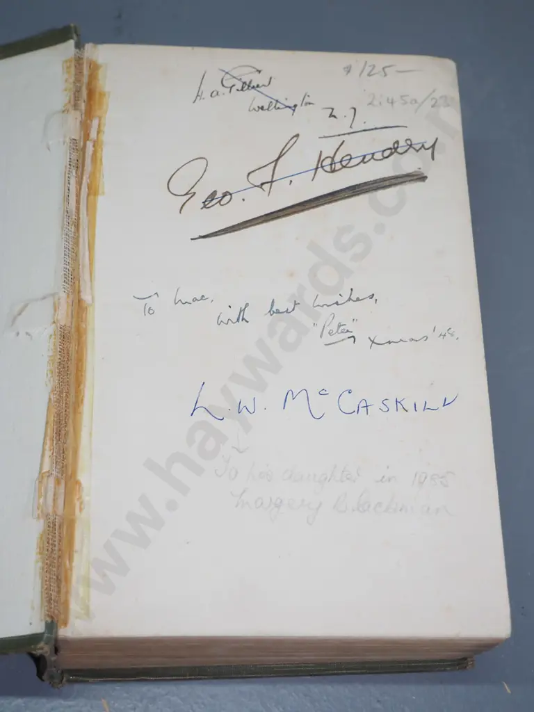 Murihiku - Robert McNab, revised edition, Whitcombe & Tombs, 1909 - foxing, wear, split to binding Image 1++