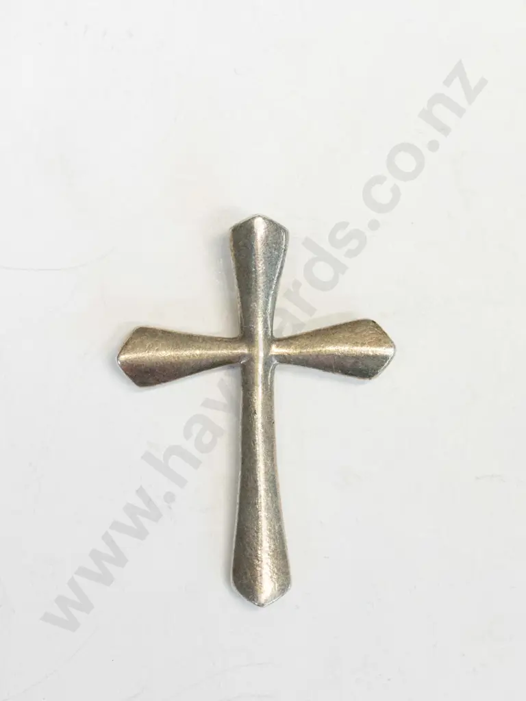 silver cross pendant no chain stamped 925 Image 1++