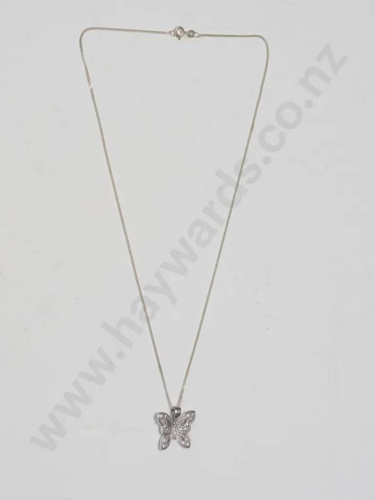 silver butterfly necklace Image 1++