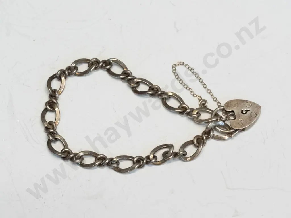 silver bracelet with heart clasp stamped silstg Image 1++