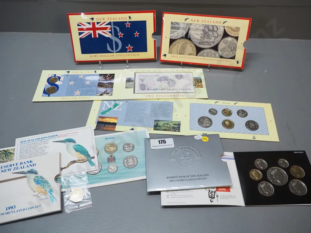 4 New Zealand uncirculated coin/note sets -  1990 coins, 1990 with $2 note, 1992, 1993 Image 1++