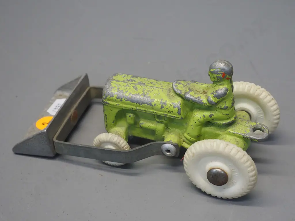 Fun Ho cast metal front end loader tractor L-160 Image 1++