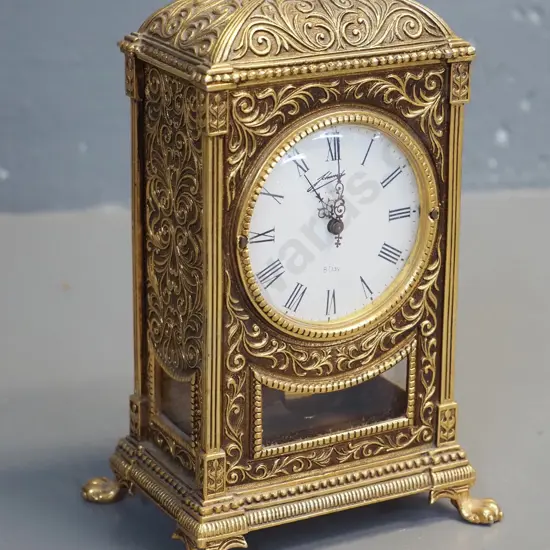 reproduction ornate ormolu cased Schmid wind-up mantel clock with pendulum - handle missing H-160 W-110 D-70