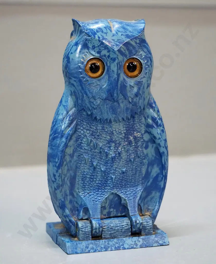 vintage small blue mottled plastic or bakelite owl container marked Bourjois H100 - would have contained perfume bottle Image 1++