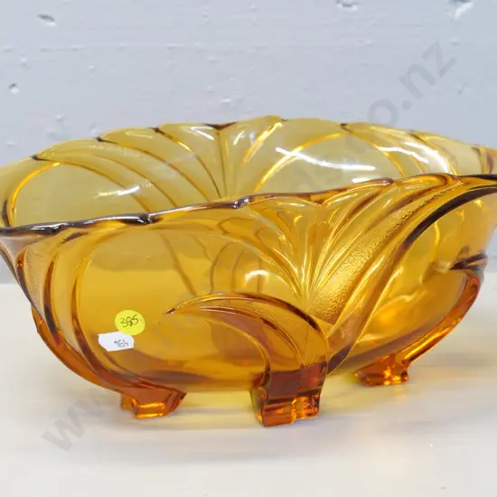 amber depression glass 4-footed bowl/vase H-130 L-300 W-170