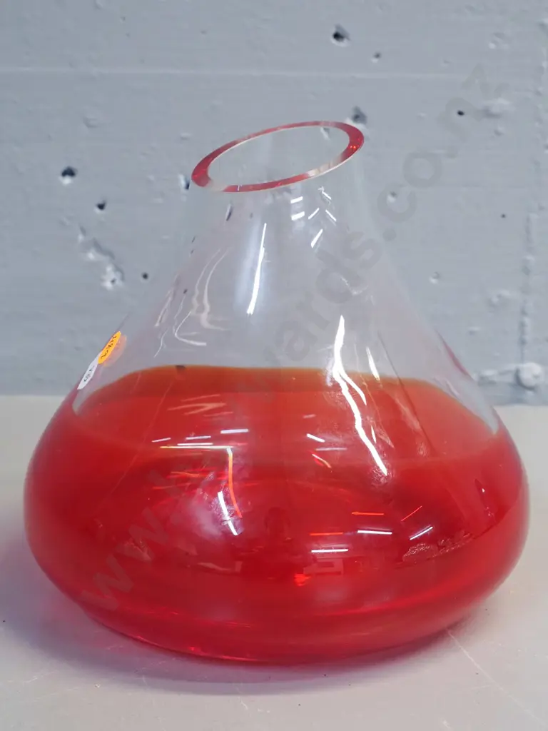 art glass vase - red and clear with angled rim H-180 D-190 Image 1++