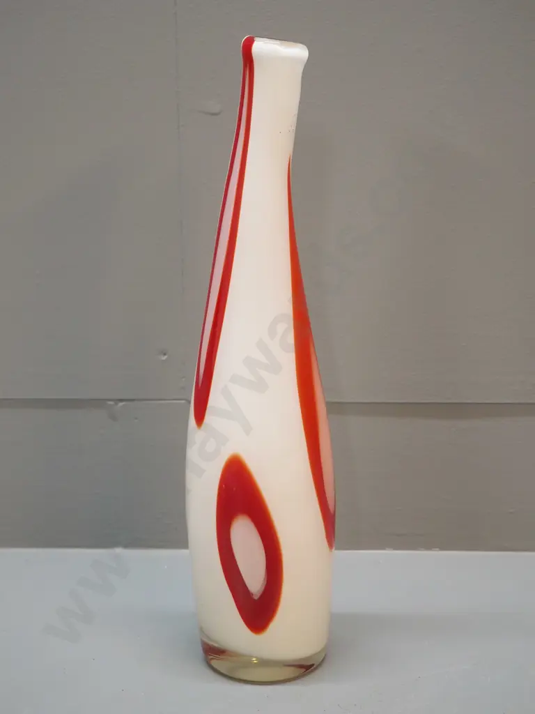 red and white art glass vase H340 Image 1++